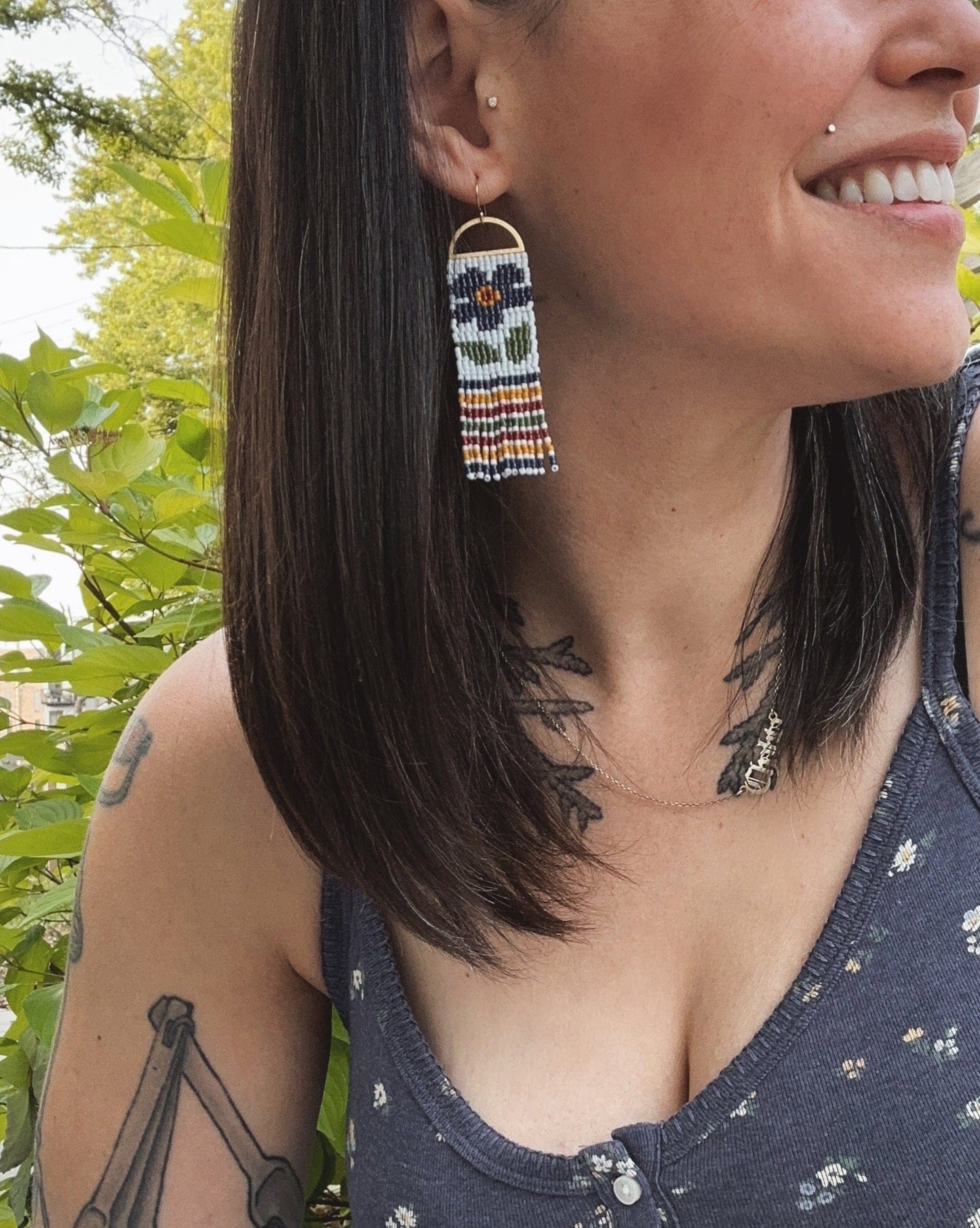 Load image into Gallery viewer, Lillie Nell Pakanli Earrings in
