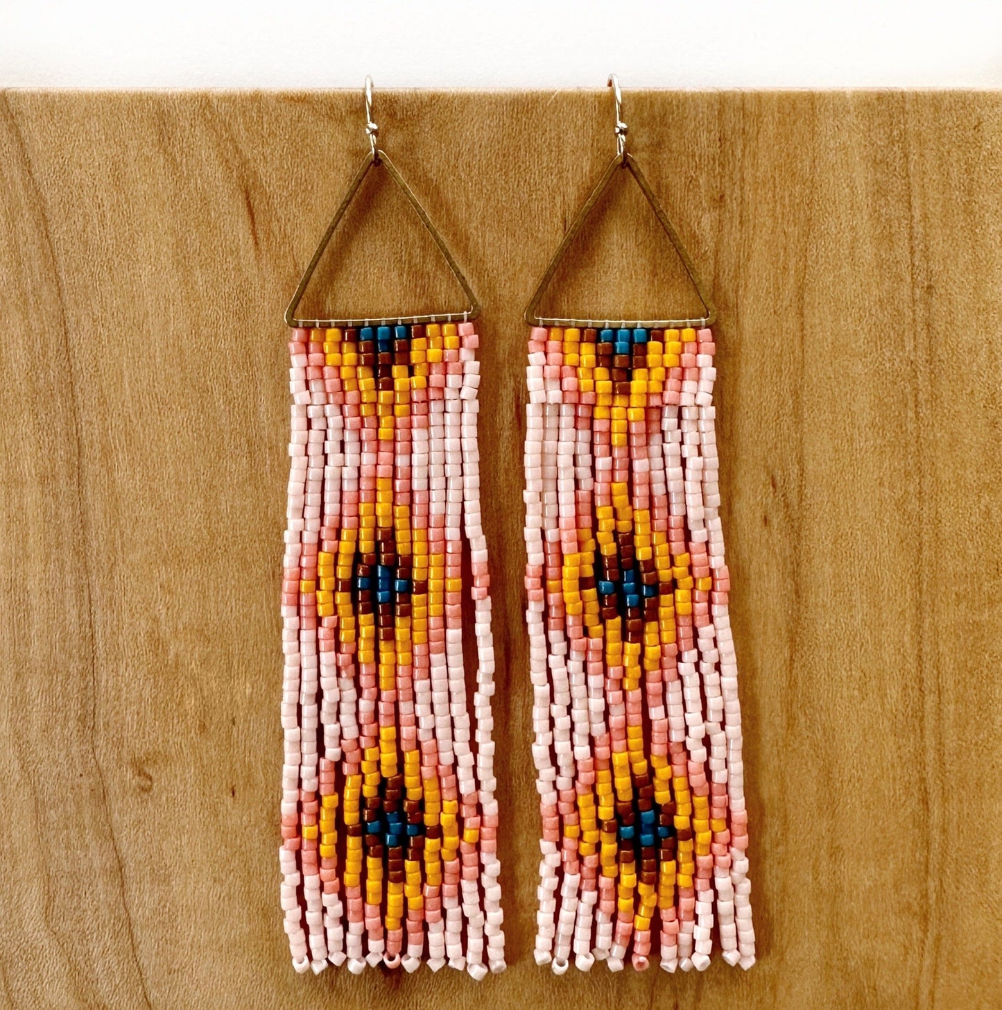 To-Go Craft Kits: Indigenous Loop Earrings with Sister Beads - Lake Agassiz  Regional Library