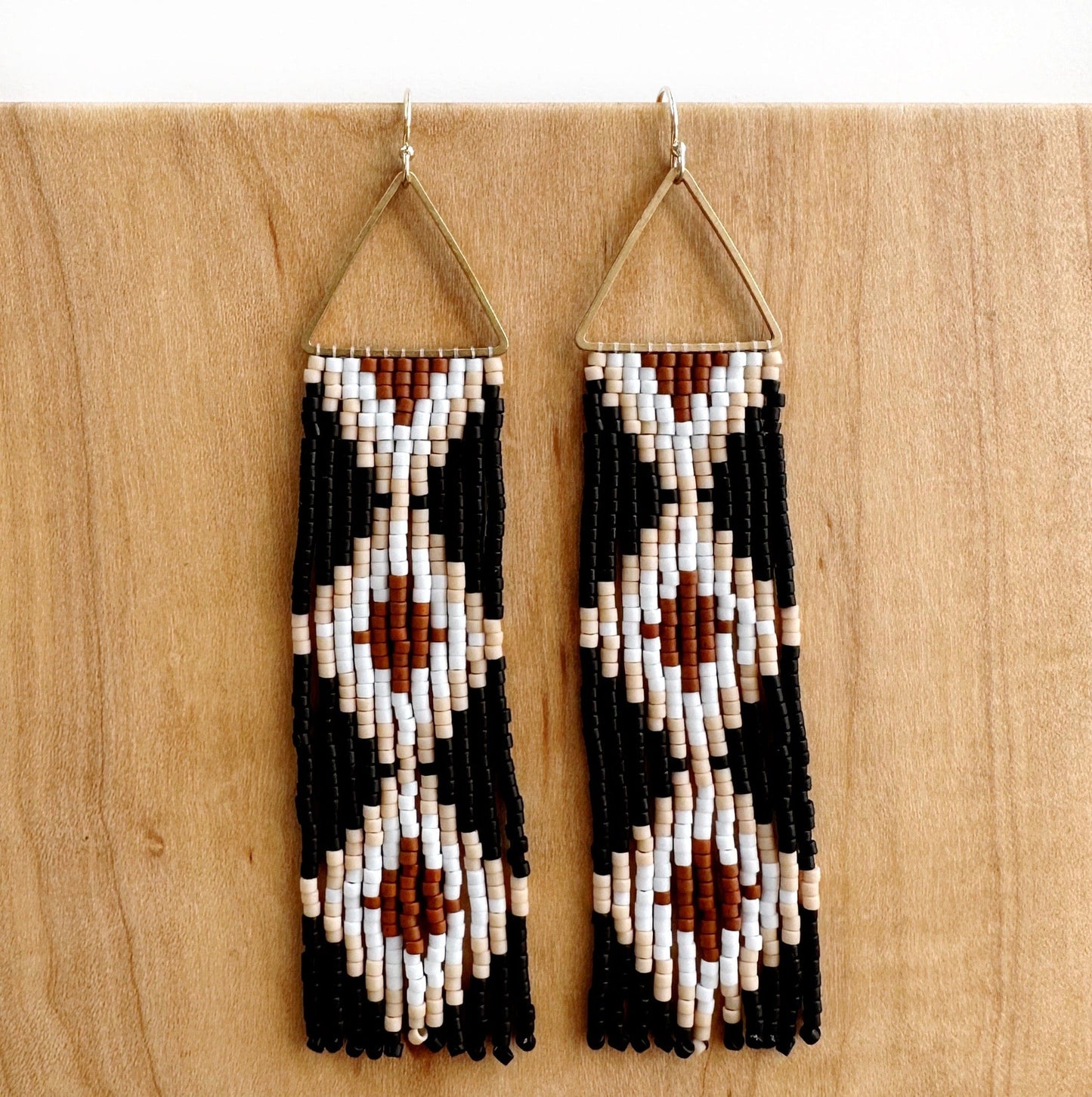 Load image into Gallery viewer, Lillie Nell Sinti Tuklok Earrings in
