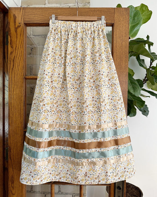 Lillie Nell Vintage Floral Ribbon Skirt + Earrings Set Skirts in
